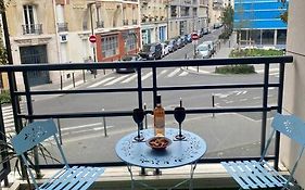 Studio Cosy Avec Balcon Proche Paris